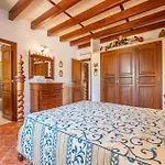 Ferienhaus Mit Privatpool Fuer 6 Personen Ca 295 Qm In Son Negre, Mallorca Suedostkueste Von Mallorca