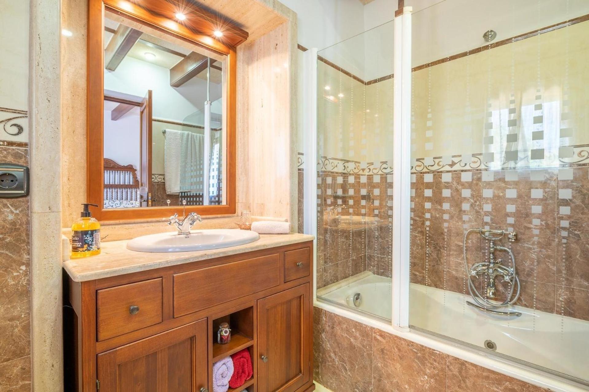 Mit Privatpool Fuer 6 Personen Ca 295 Qm In Son Negre, Mallorca Suedostkueste Von Mallorca Ferienhaus