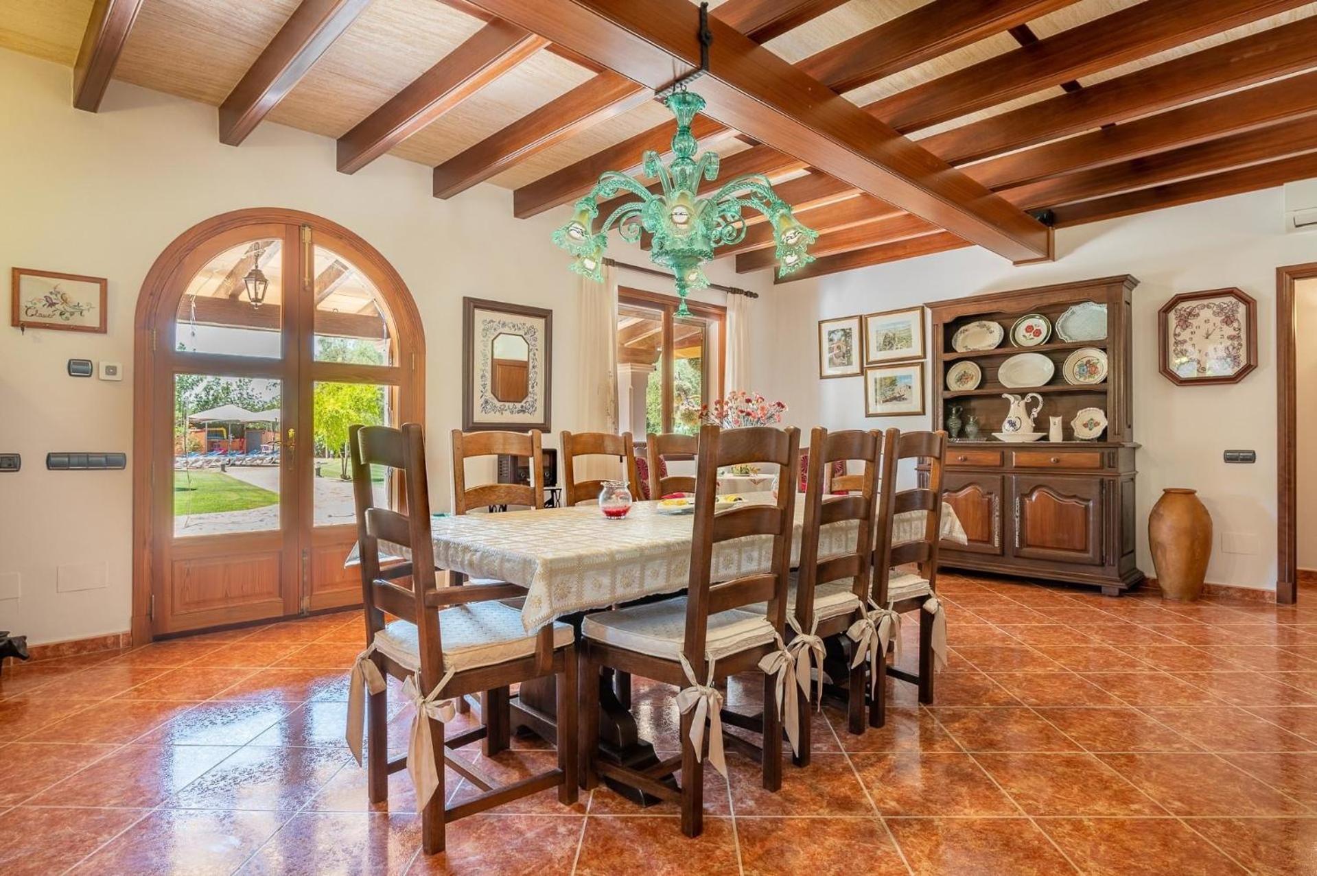 Mit Privatpool Fuer 6 Personen Ca 295 Qm In Son Negre, Mallorca Suedostkueste Von Mallorca